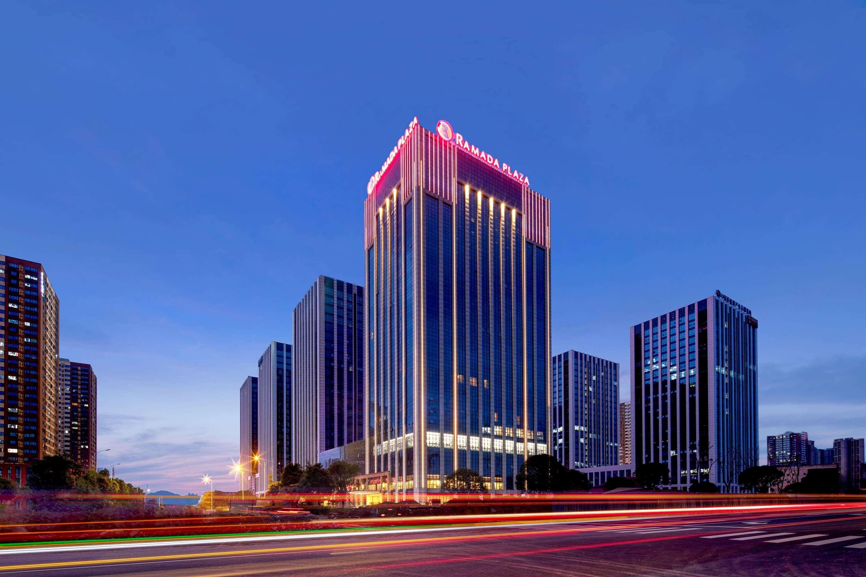Ramada Plaza By Wyndham Changsha Wangcheng Exterior foto
