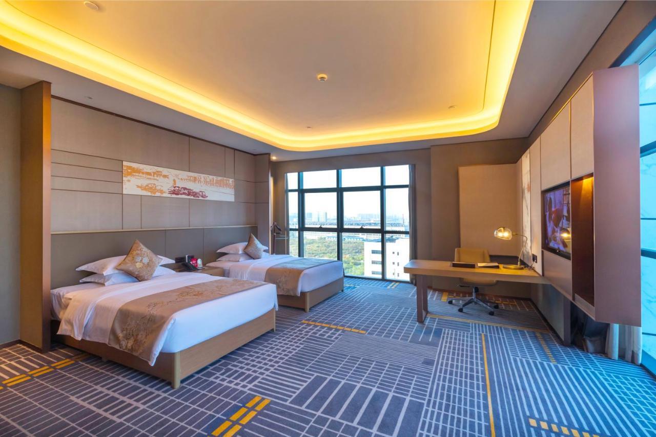 Ramada Plaza By Wyndham Changsha Wangcheng Exterior foto
