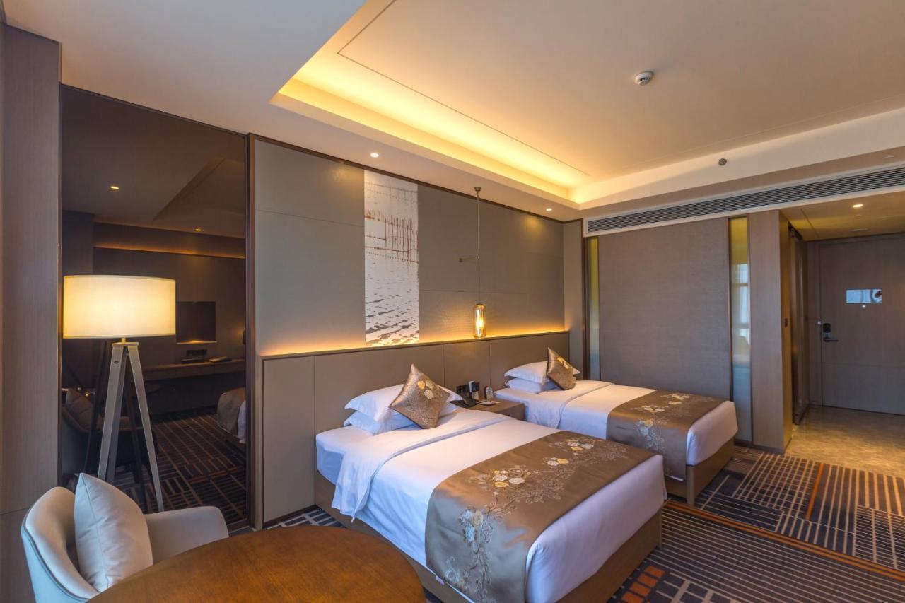 Ramada Plaza By Wyndham Changsha Wangcheng Exterior foto
