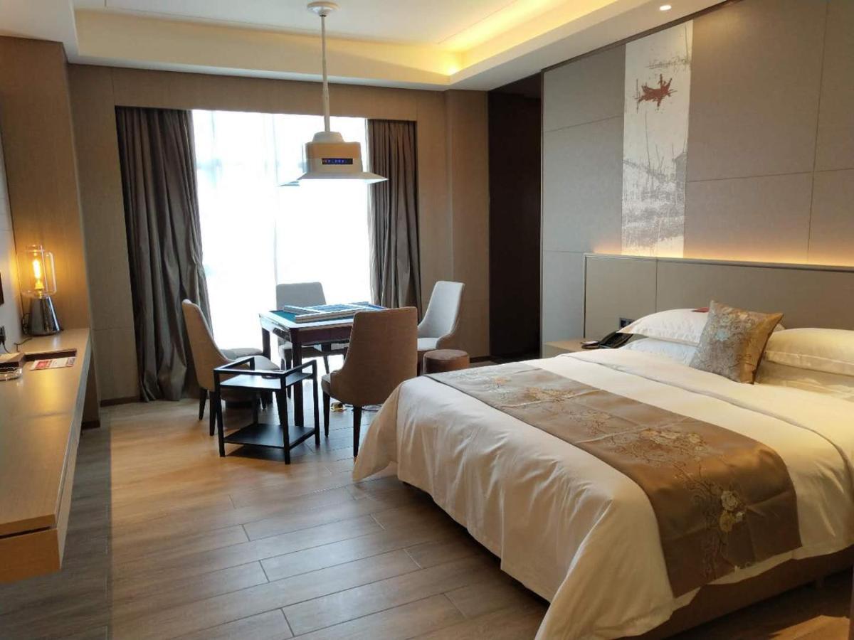 Ramada Plaza By Wyndham Changsha Wangcheng Exterior foto